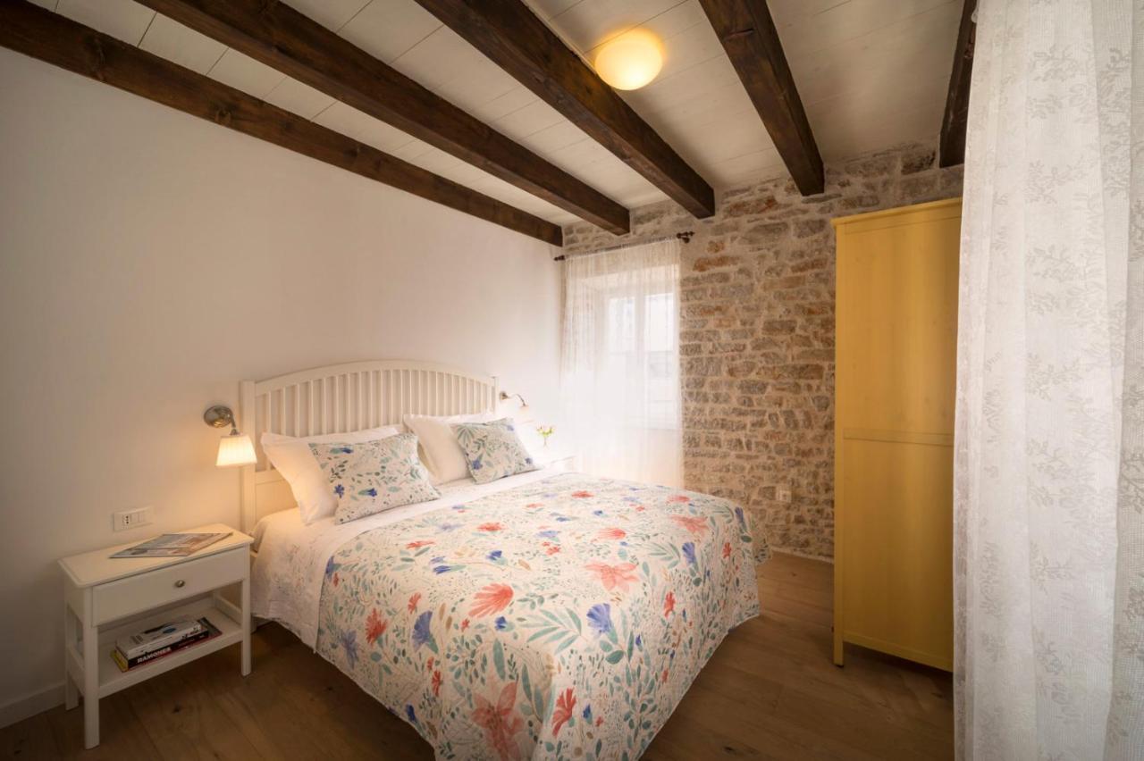 Вилла Mulberry Stonehouse Примоштен Экстерьер фото