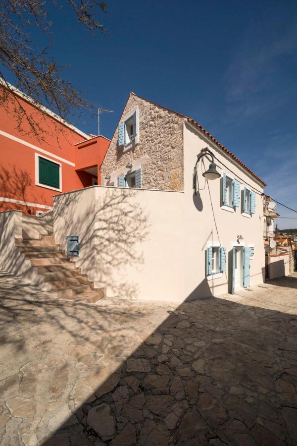 Вилла Mulberry Stonehouse Примоштен Экстерьер фото