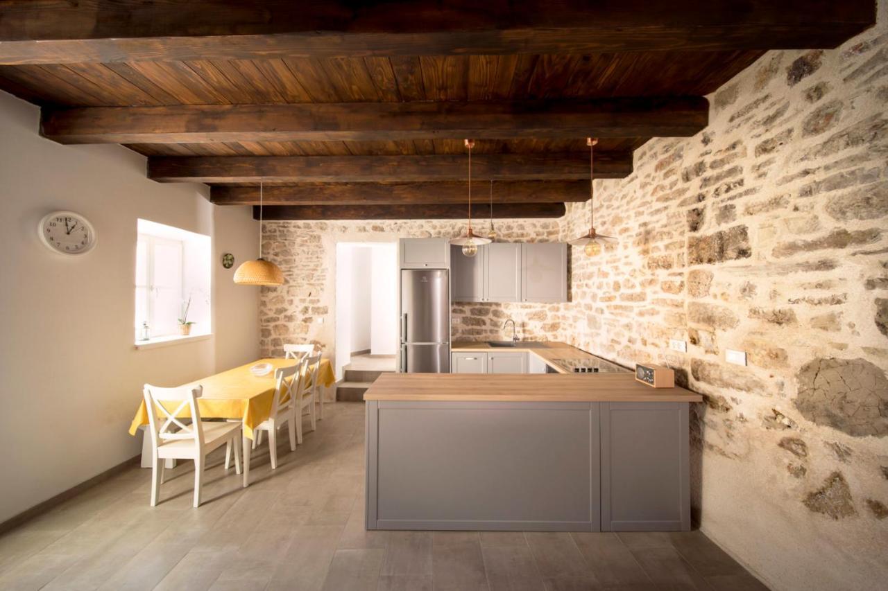 Вилла Mulberry Stonehouse Примоштен Экстерьер фото